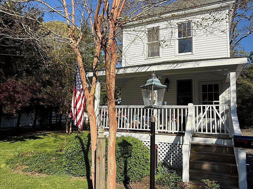 1st image of 313 New York Rd