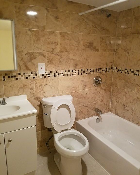 2nd image of 3400EE Bronxwood Ave