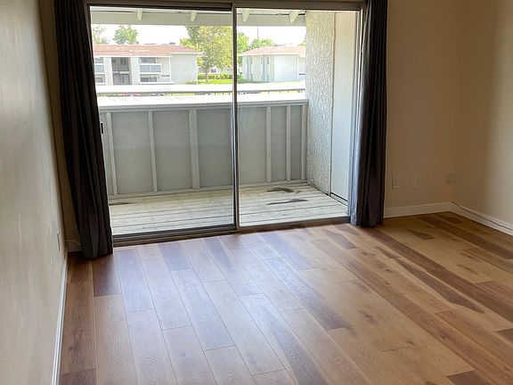 4th image of 26200 Redlands Blvd #0
