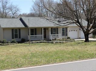 265 Sundown Rd, Mooresville, NC 28117