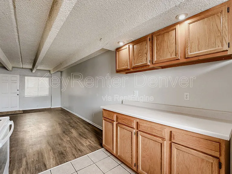 1180 Yosemite St #B2 — Photo 7