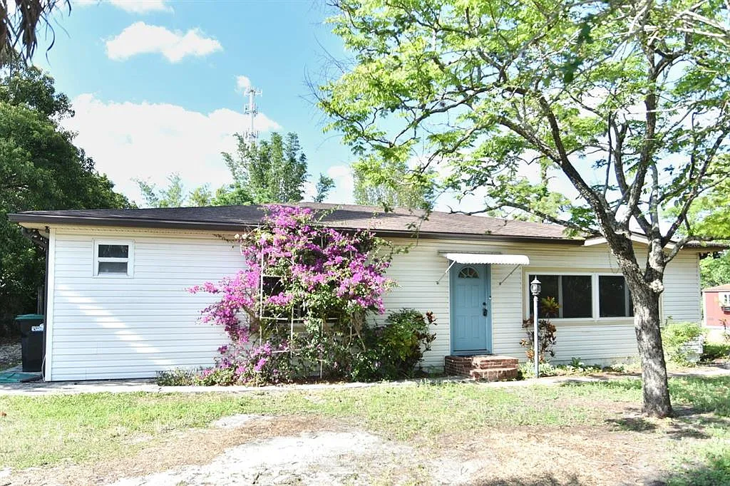 4 bed, 3.0 bath, 2151 sqft, $2,950 — Photo 1