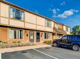 5692 Jousting Ln #E, Columbus, OH 43231