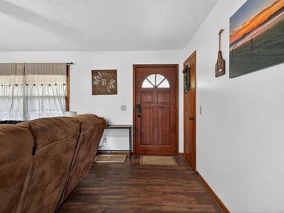 5th image of 1002 Homeplace Rd