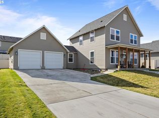 4 Lewis Cir, Milton Freewater, OR 97862