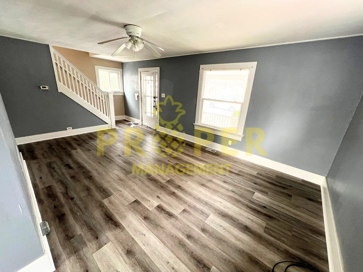 2 bedrooms 1 bathroom house for rent with extended 2 car garage — Photo 3