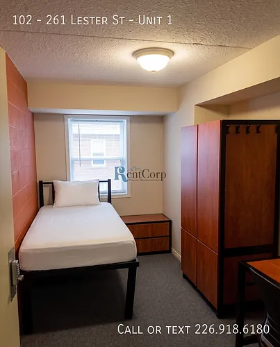 102 Lester St #1 Photo 1