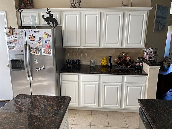 3rd image of 11817 Woodland Way