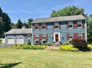 53 Quaker Ridge Rd, Bethel, CT 06801