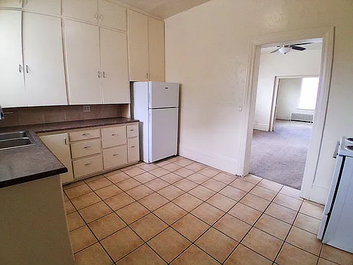 242 N 200 E #242 Photo 1