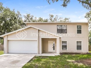 709 Sandy Creek Dr, Brandon, FL 33511