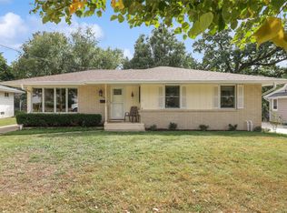 4114 Leonard Pl, Des Moines, IA 50310