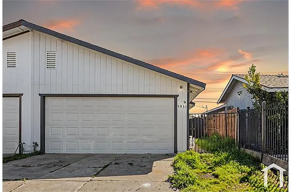 5931 Clover Manor Way photo 1