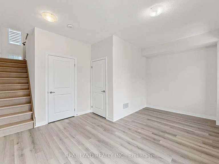 24 Sissons Way — Photo 36
