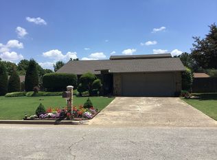 6809 S 29th Ave W, Tulsa, OK 74132