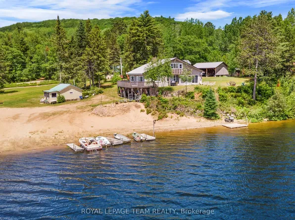 682 Long Lake Rd, Madawaska Valley, ON K0J 1B0