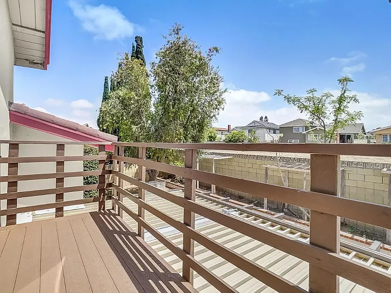 1102 Oakhorne Dr — Photo 20