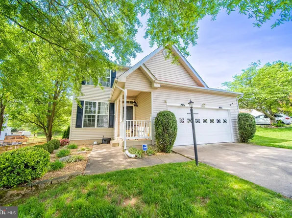 13066 Thrift Ln, Woodbridge, VA 22193