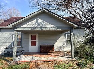 303 Magnolia St, La Fayette, GA 30728