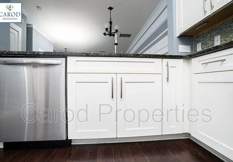 3840 Willow Green Pl — Photo 9