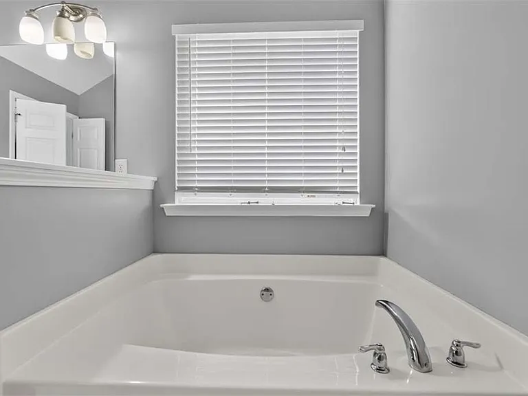 153 Fitzroy Ln — Photo 44
