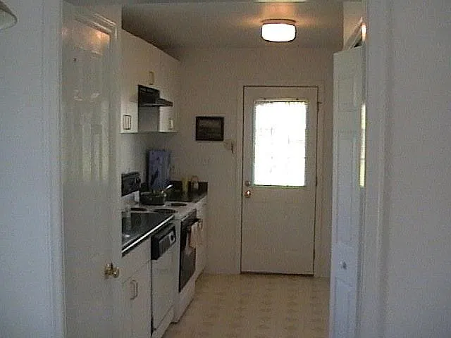720 Edwards Street — Photo 4