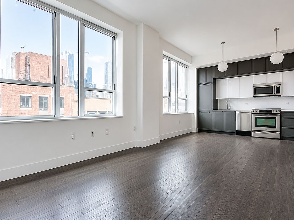 1st image of 416 W 52nd St #601