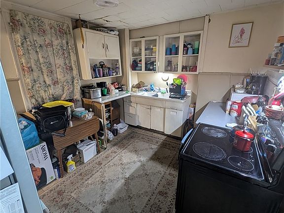 4th image of 433 S 7th St