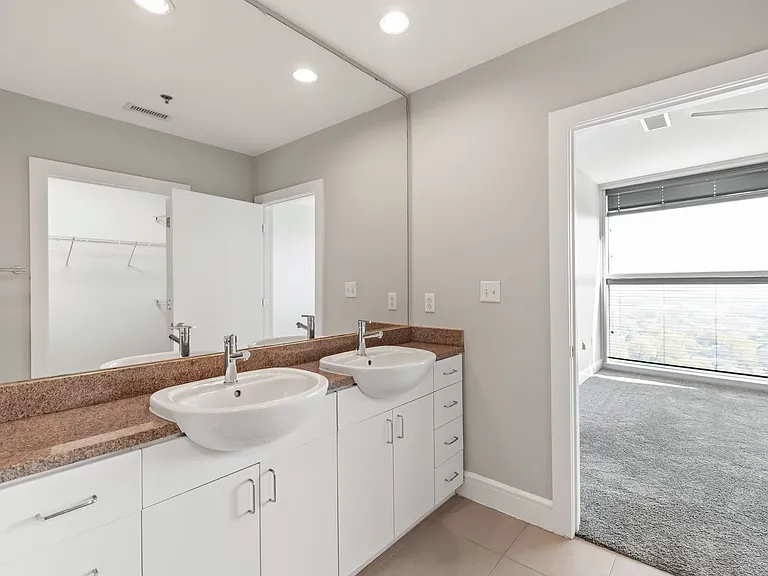 333 W Trade St #2502 — Photo 26
