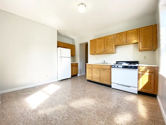 Rented by Werba Property Management LLC | media 8