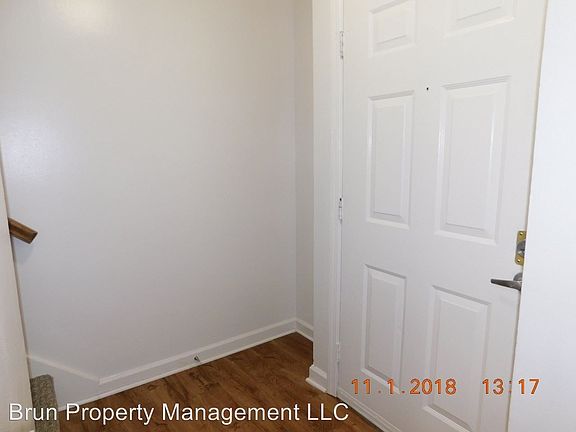 4th image of 9116 Parktop Ln APT C