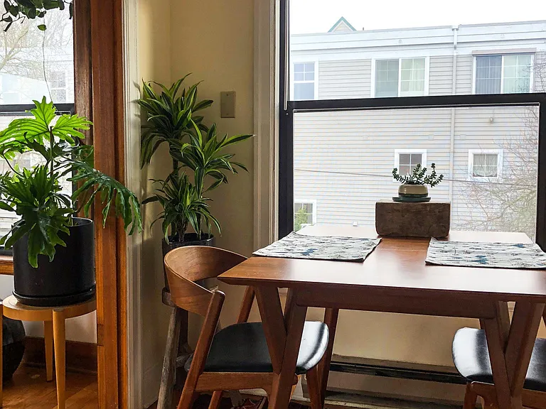 614 10th Ave E #104 — Photo 2