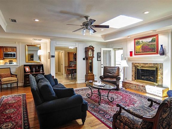 3rd image of 528 Greenridge Dr