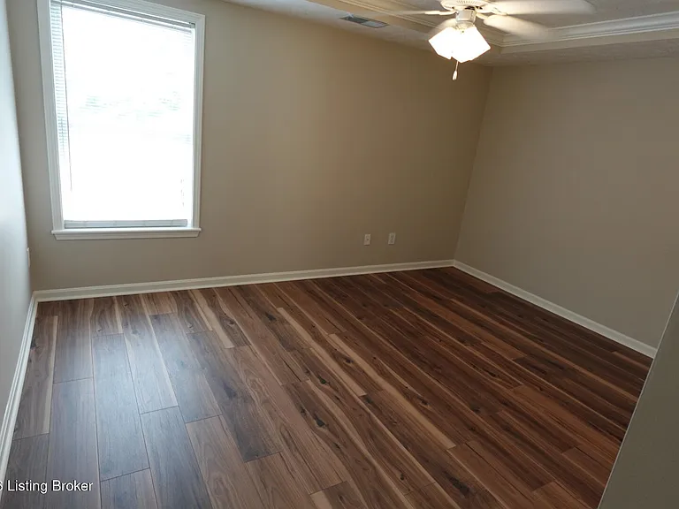 829 Garden Pointe Dr — Photo 11