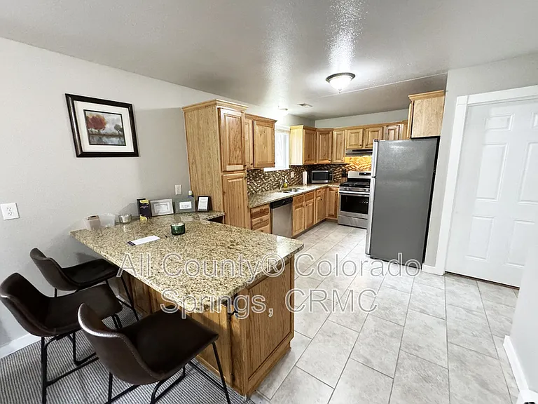 2126 W Kiowa St #101 — Photo 6
