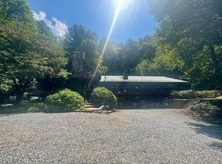 652 Shepherds Creek Rd, Robbinsville, NC 28771