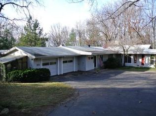 55 Robin Hill Rd, Chelmsford, MA 01824