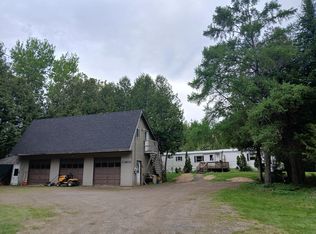 157 Exeter Rd, Garland, ME 04939