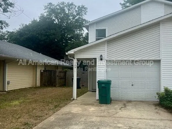 104 Hydac Rd #B, Fort Walton Beach, FL 32547