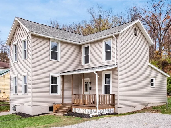 1051 Market St, Zanesville, OH 43701