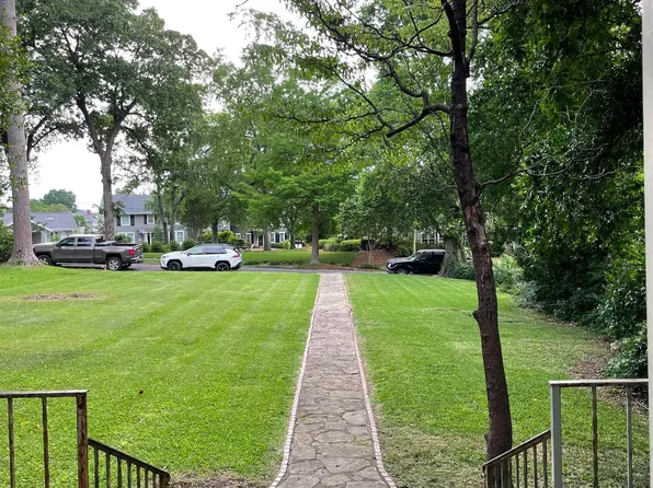 1015 43rd Pl S, Birmingham, AL 35222