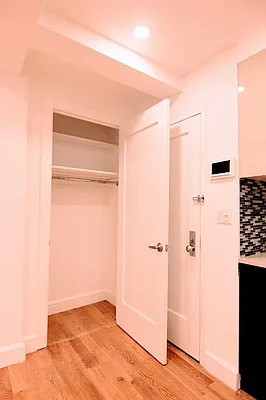 Rented by GPA Realty | media 17