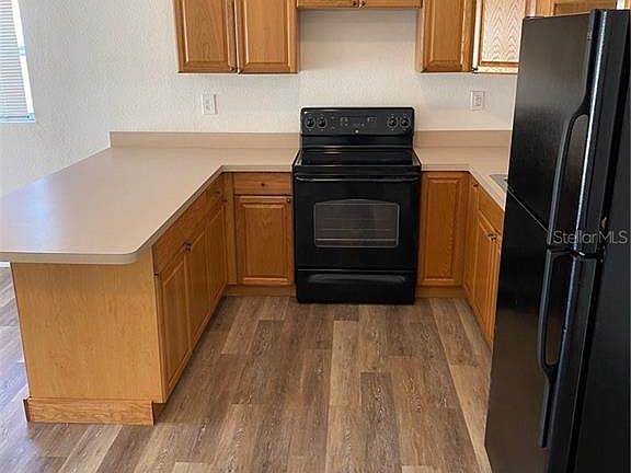 3rd image of 5551 Kelly Dr N #1/2