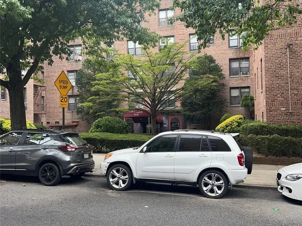 83-25 98th Street #2C, Woodhaven, NY 11421