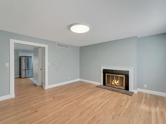 4th image of 4469 S Lowell Blvd