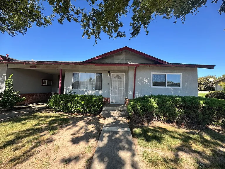 1915 Celeste Ct #A — Photo 19