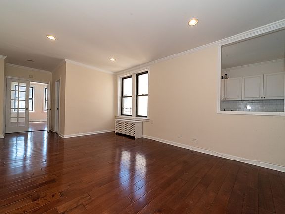 3rd image of 583 W 215th St #4F