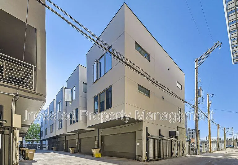 1323 Elati St #4 — Photo 27