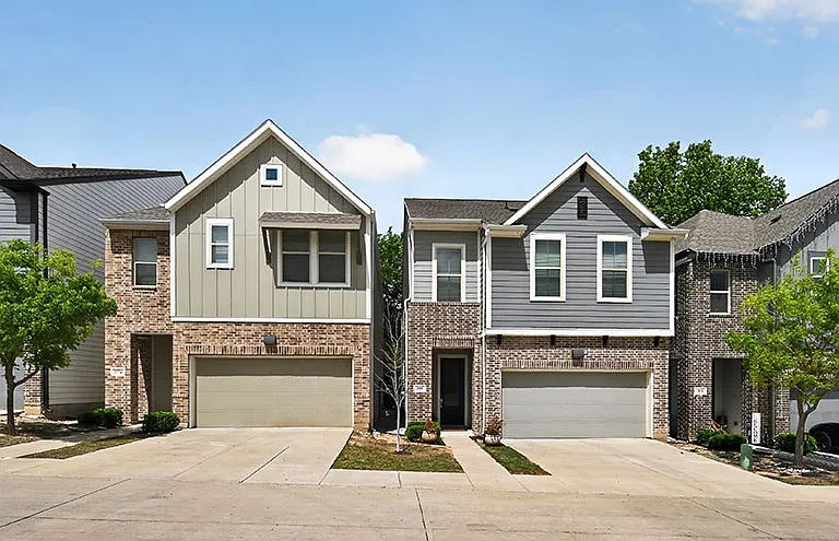 Echelon At Reverchon Bluffs Rental Homes — Photo 33