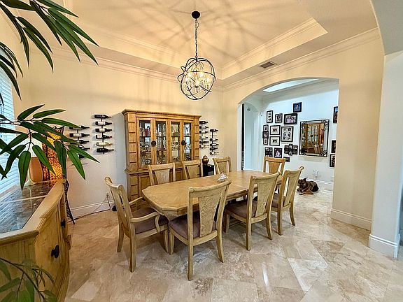 4th image of 104 Tulip Tree Ct